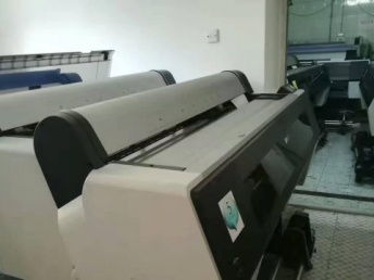 二手愛(ài)普生9908寫(xiě)真機(jī)打印機(jī)在北京出售 辦公設(shè)備與消耗品的理想選擇